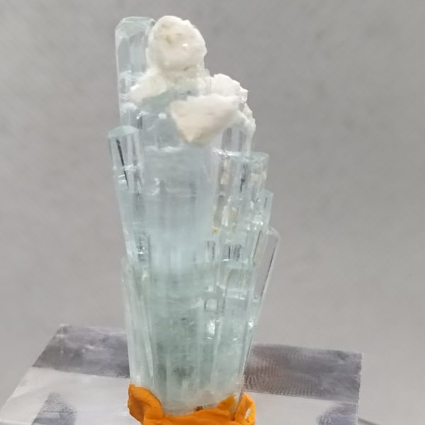 Beautiful bunch of aquamarine crystal - Image 5