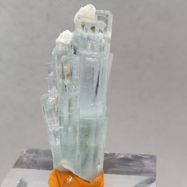 Beautiful bunch of aquamarine crystal - Image 8