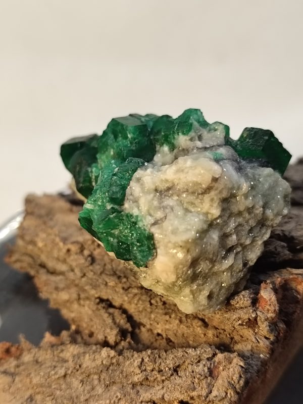 Specimens of Emerald - Image 2