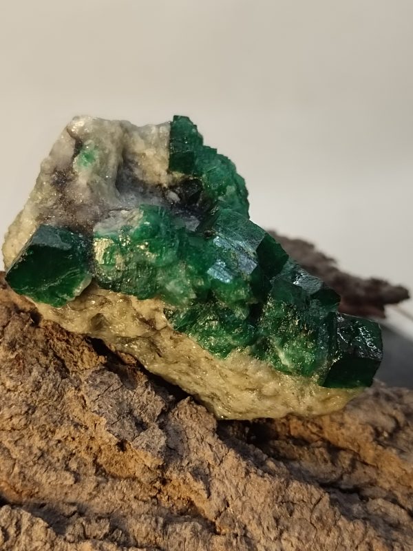 Specimens of Emerald - Image 5