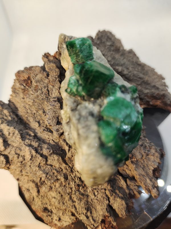 Specimens of Emerald - Image 2