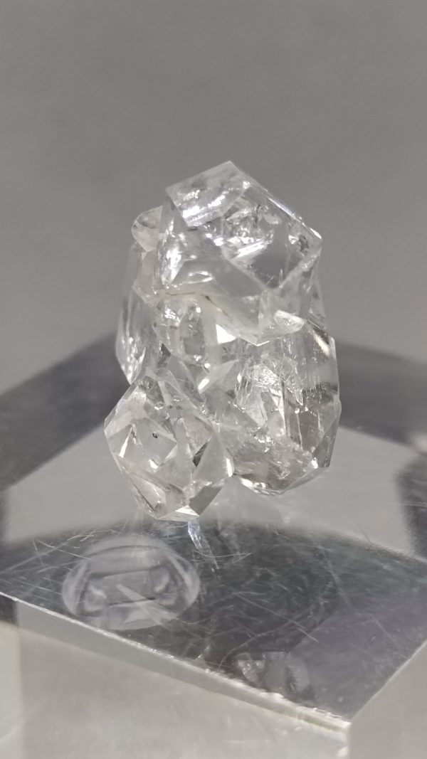 very nice piece of like Herkimer diamond quartz with good luster double terminated - Image 4