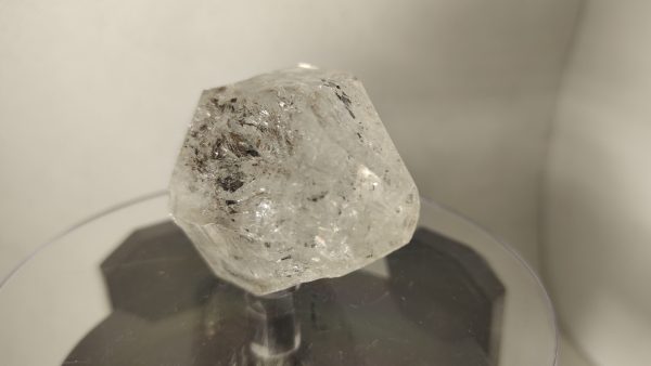 damage free preface collection piece like Herkimer diamond quartz - Image 3