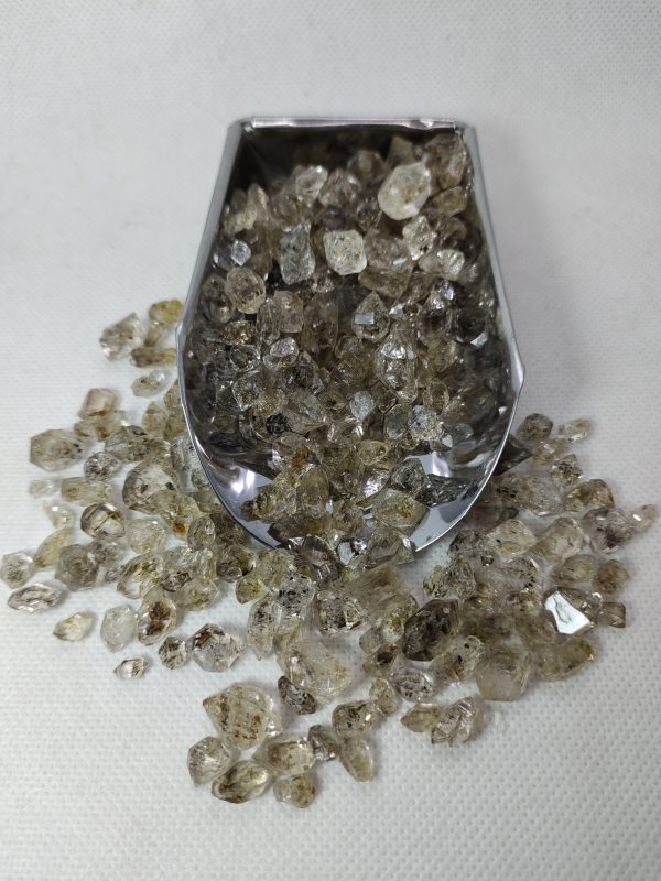 fine quality with full luster and Florence petroleum diamond quartz - Image 3