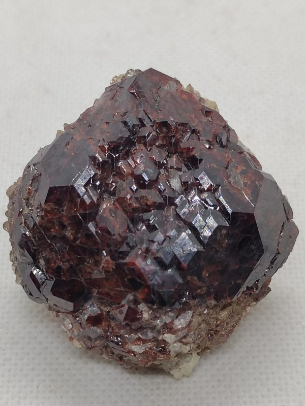 specimen mineral stone Garnet - Image 3